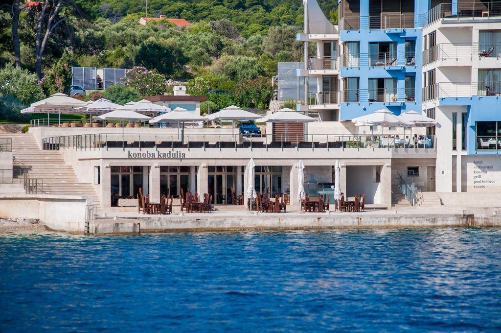 Hotel Maxim Božava Exteriör bild