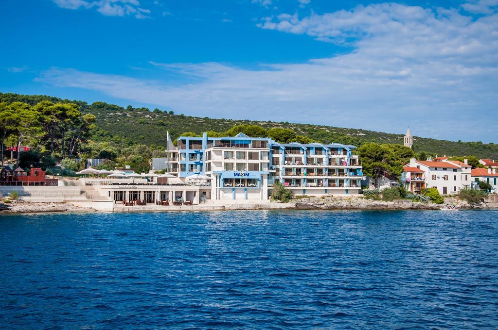 Hotel Maxim Božava Exteriör bild