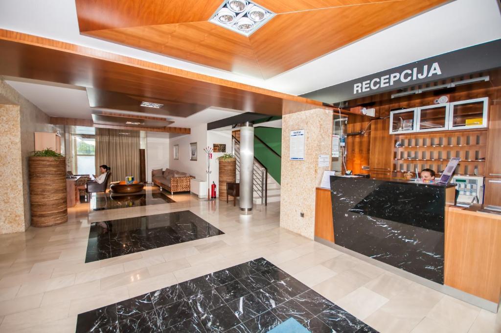 Hotel Maxim Božava Exteriör bild