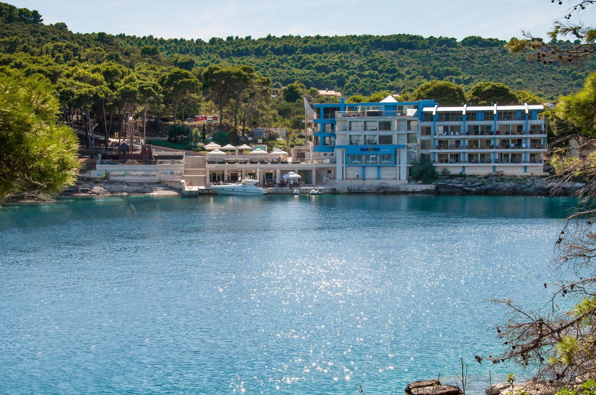 Hotel Maxim Božava Exteriör bild