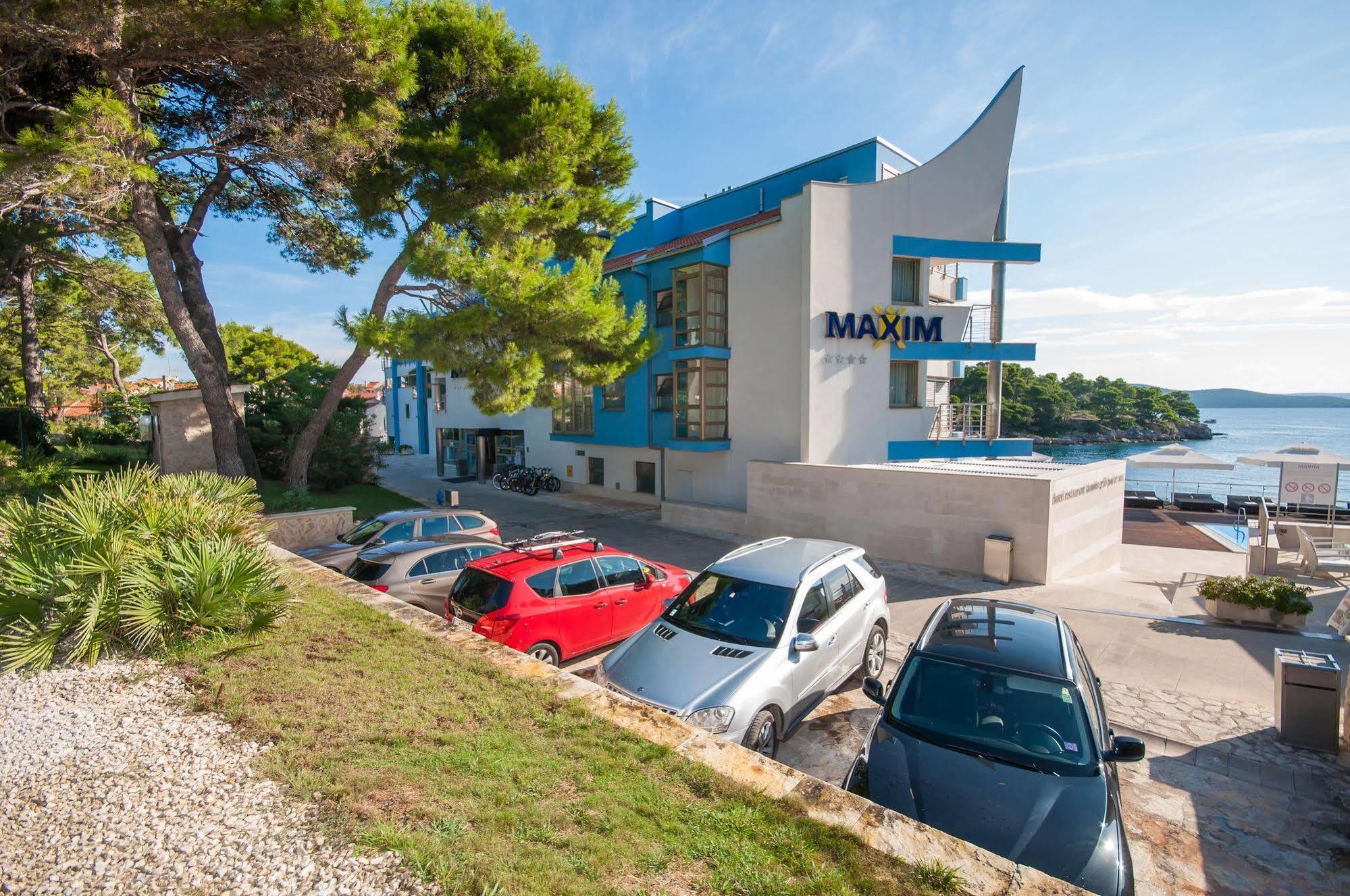 Hotel Maxim Božava Exteriör bild